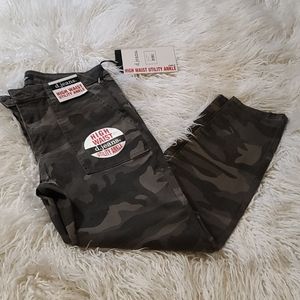 High waisted utility pants